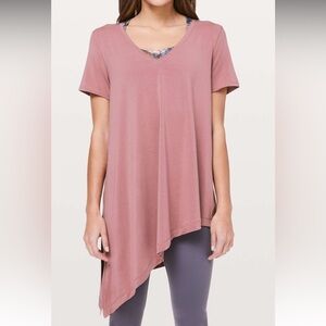 Lululemon To The Point Tee Size 6